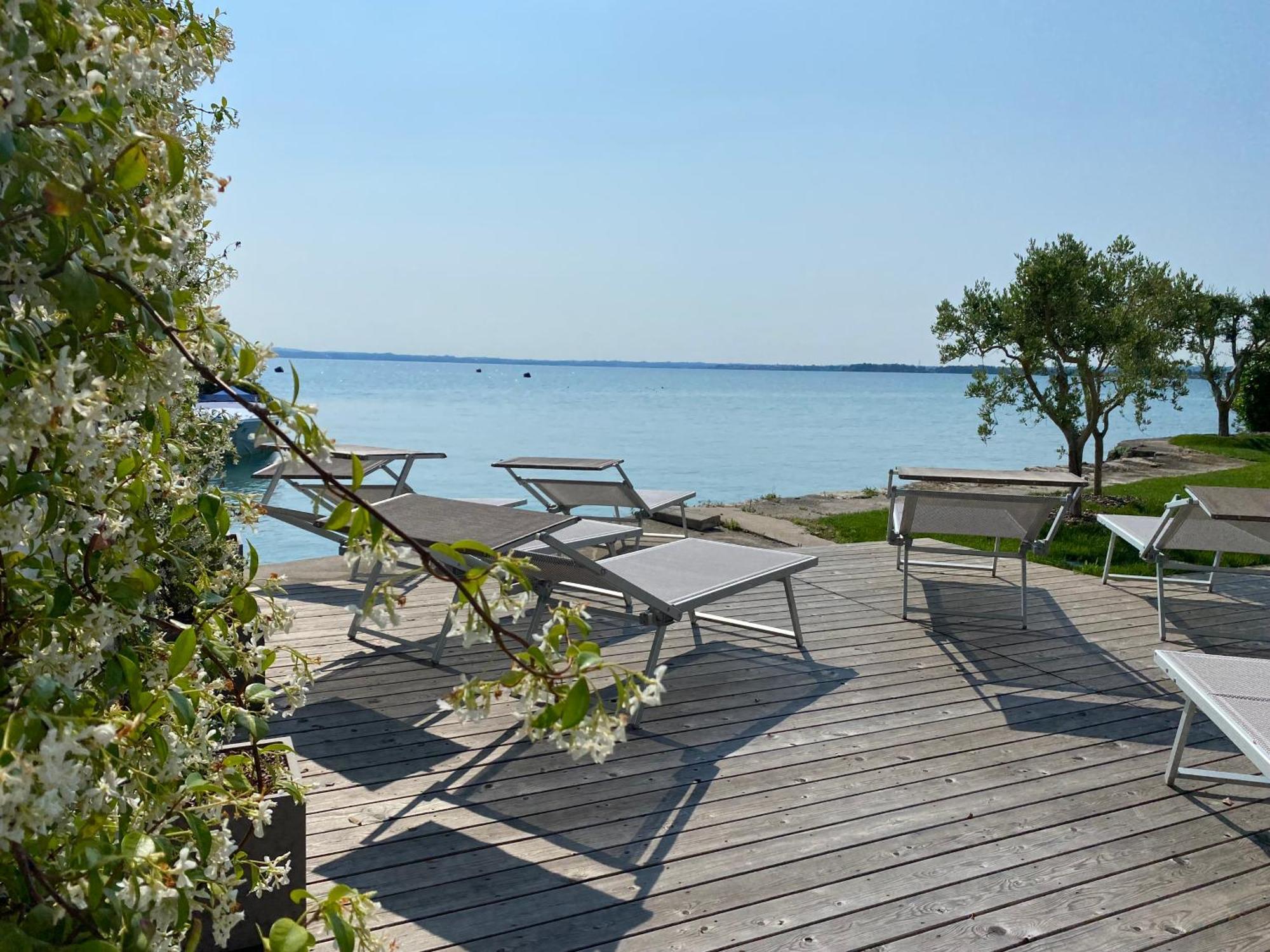 Sirmio Apartments - Darsena Stay Sirmione Exteriér fotografie